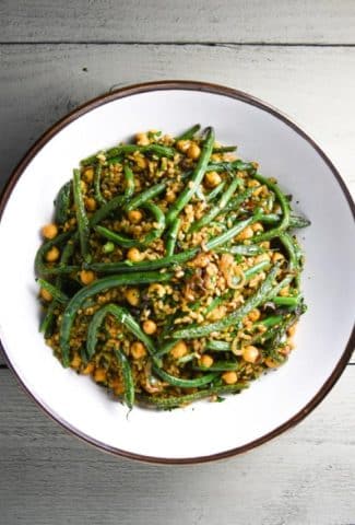 fried brown rice with curried chickpeas, green beans and herbs | www.nyssaskitchen.com