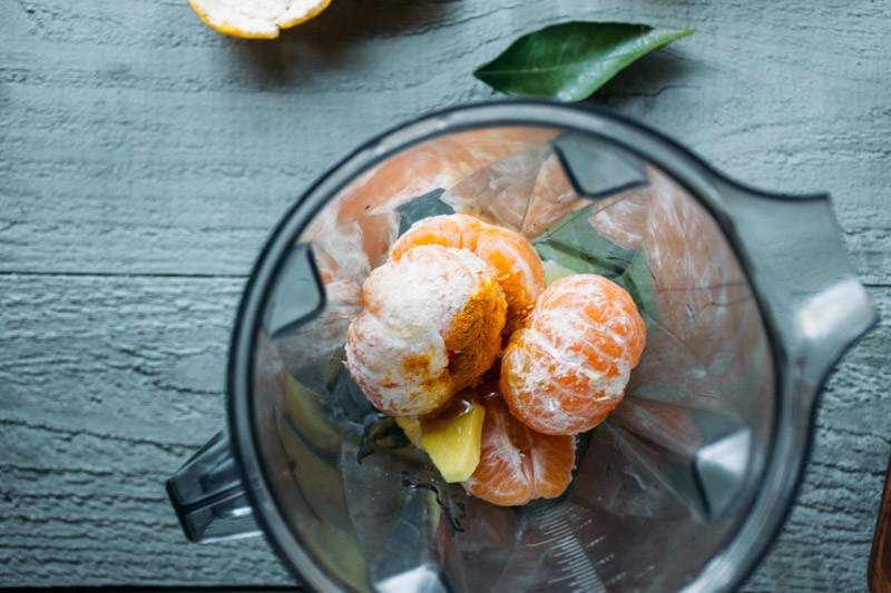 blended citrus juice with ginger and turmeric | www.nyssaskitchen.com