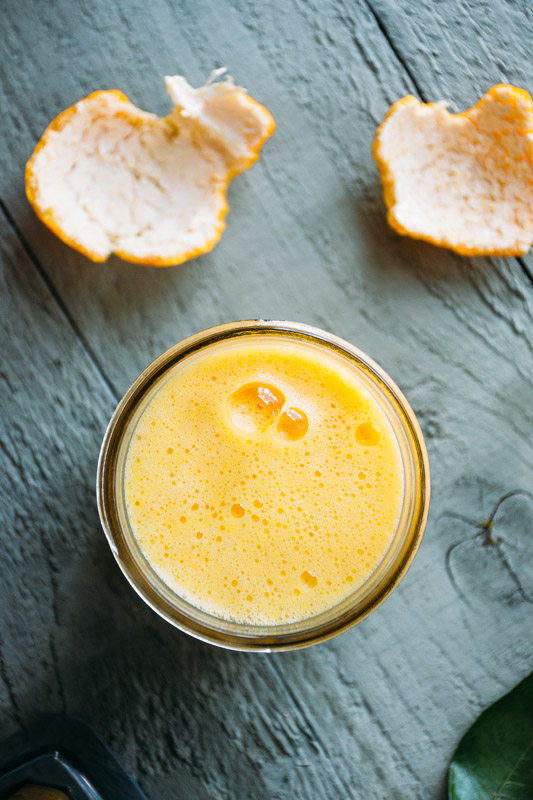 blended citrus juice with ginger and turmeric | www.nyssaskitchen.com