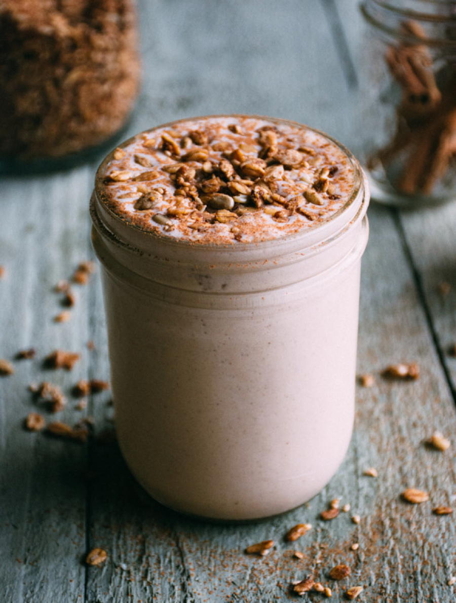 roasted apple cinnamon smoothie | www.nyssaskitchen.com