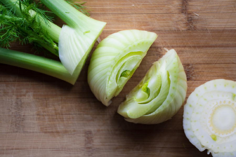 a quick and simple recipe for creamy potato soup with parsley, leeks and fennel. easy to make and a perfect way to warm up on a cold winter's night! | www.nyssaskitchen.com