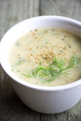 a quick and simple recipe for creamy potato soup with parsley, leeks and fennel. easy to make and a perfect way to warm up on a cold winter's night! | www.nyssaskitchen.com