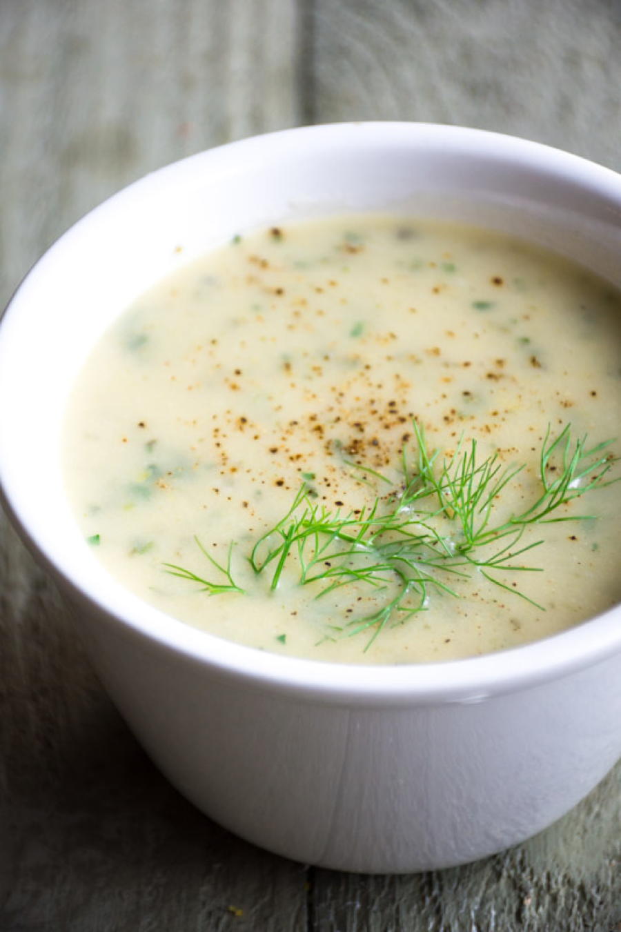 a quick and simple recipe for creamy potato soup with parsley, leeks and fennel. easy to make and a perfect way to warm up on a cold winter's night! | www.nyssaskitchen.com