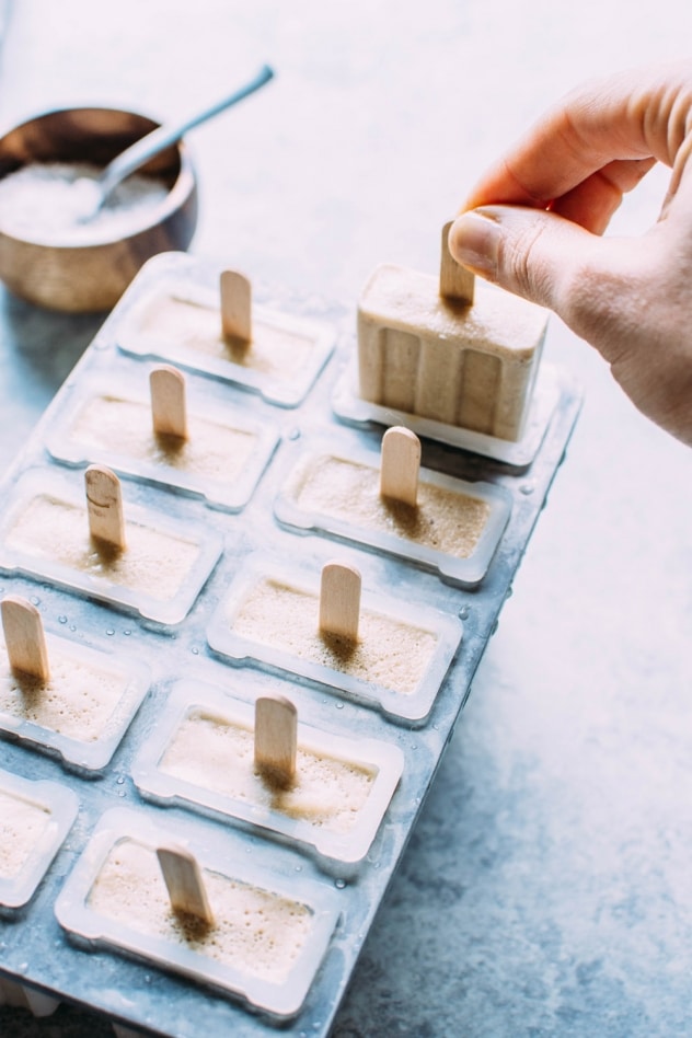 Salted banana date popsicles are an amazing paleo and vegan frozen treat that are made with a few simple and healthy ingredients!