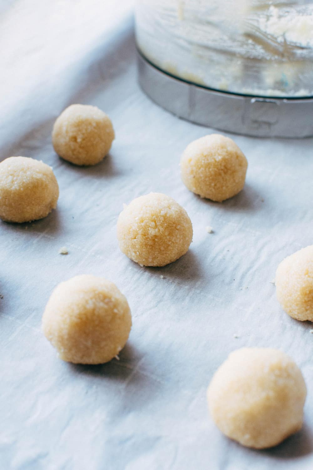 Chocolate Coconut Almond Bliss Balls {paleo Friendly + Vegan} - Nyssa's ...