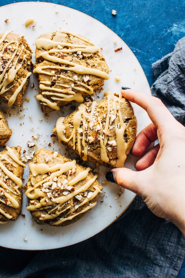 These paleo maple pecan scones are a totally decadent and healthy swap for the bakery shop classic! Brimming with nutty maple flavor and totally refined sugar free. 