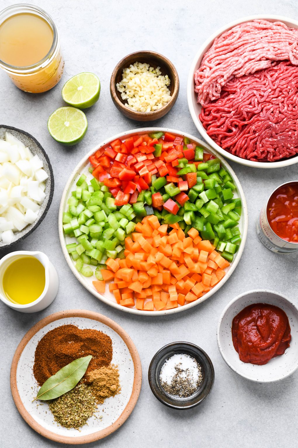 Ingredients for beanless Whole30 chili