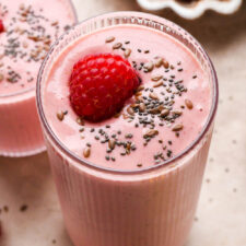 10-Minute Raspberry Mango Smoothie with Greek Yogurt