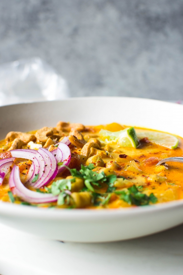 30 Minute Chickpea and Tomato Coconut Curry Soup {vegan + gluten free