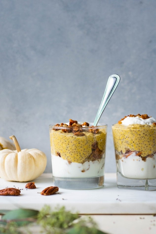 This easy pumpkin pie chia pudding is paleo, vegan, and keto/low carb friendly! Made with creamy coconut milk, real pumpkin, and just the right amount of pumpkin pie spice for a healthy and easy pumpkin inspired autumn breakfast! 