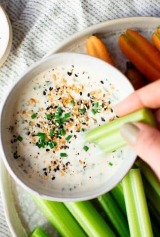 dairy-free-everything-bagel-spiced-ranch-dressing