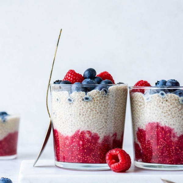 Raspberry Blueberry Chia Seed Pudding {vegan + Paleo} - Nyssa's Kitchen