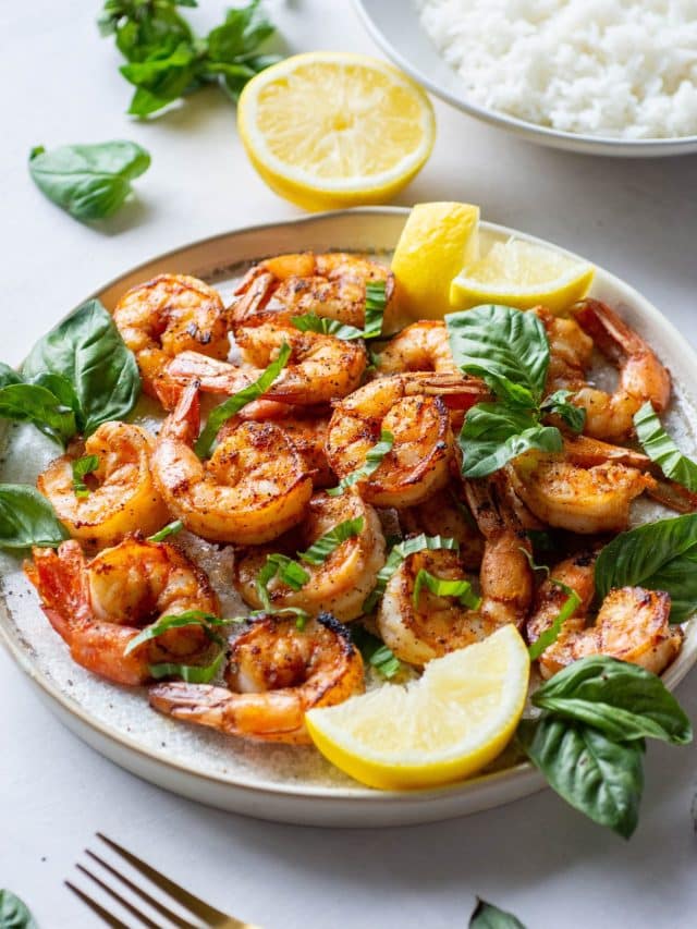 Easy Garlic Basil Sautéed Shrimp Story - nyssa's kitchen