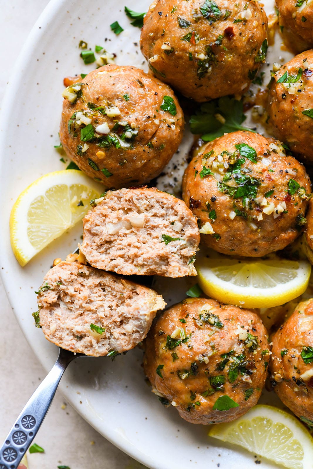 Baked Whole30 Garlic Herb Turkey Meatballs {whole30 + paleo + gluten ...