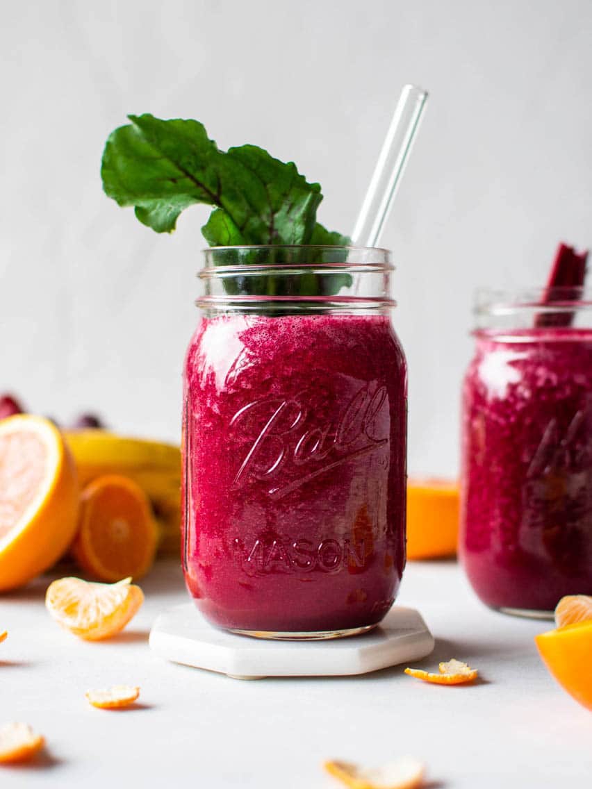 Healthy Beet and Berry Smoothie