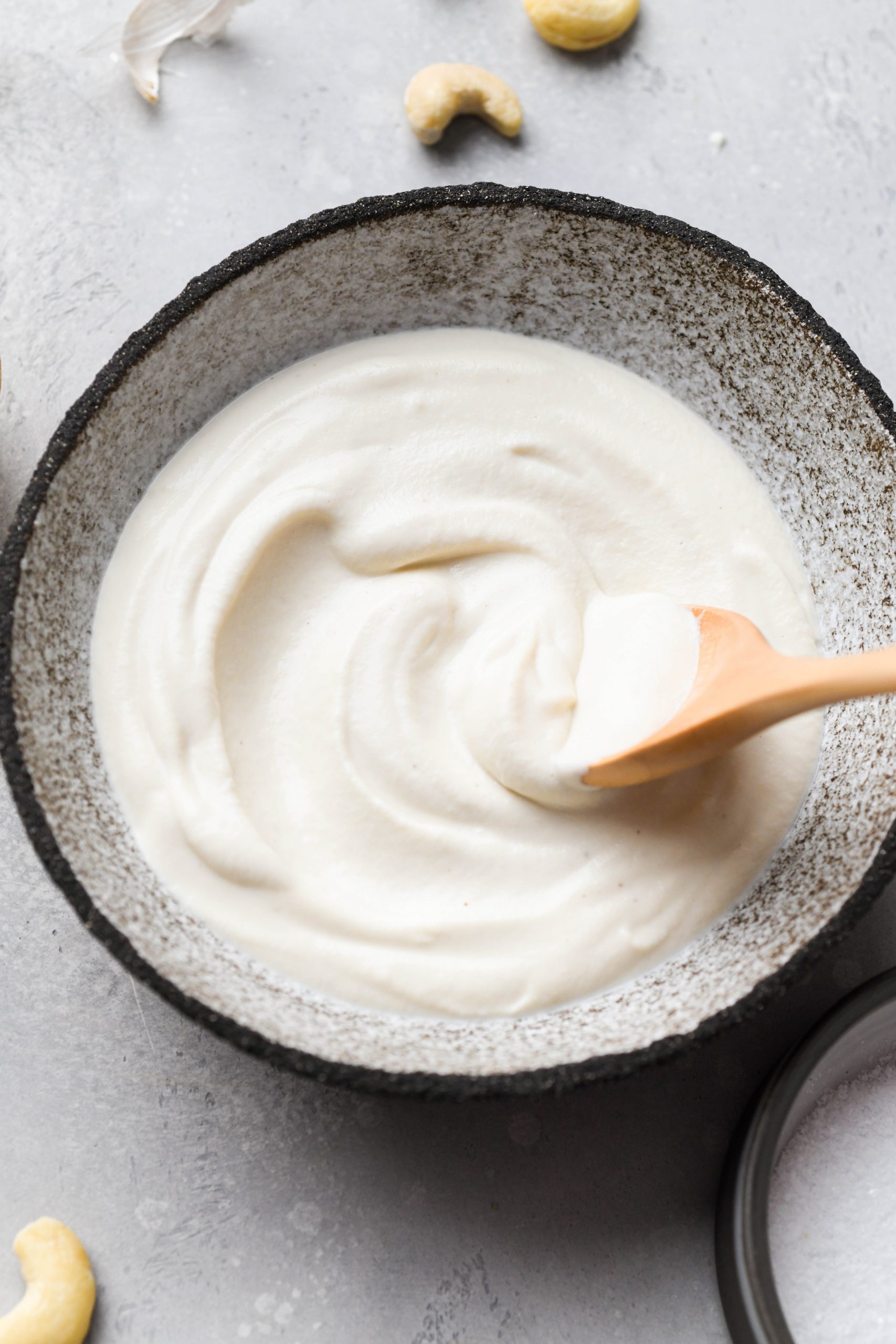 Vegan Sour Cream Recipe {gluten free + paleo + whole30} - Quick & Easy!