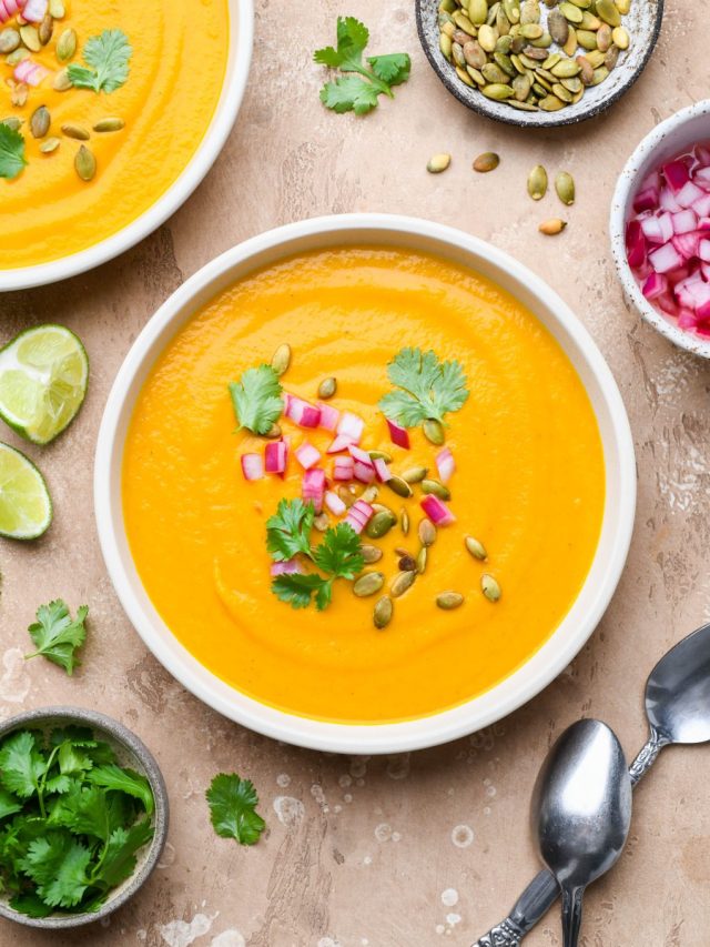 Easy Creamy Carrot Soup Recipe {The Nana Project}