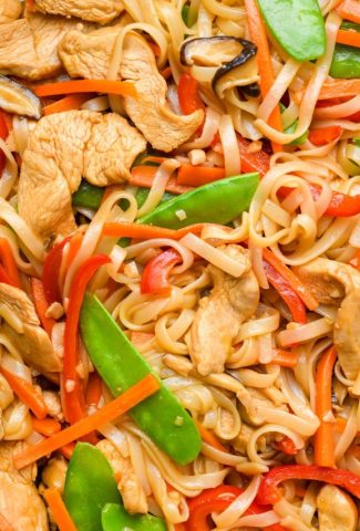 cropped-Rice-Noodle-Stir-Fry-with-Chicken-10-1365x2048-1.jpg