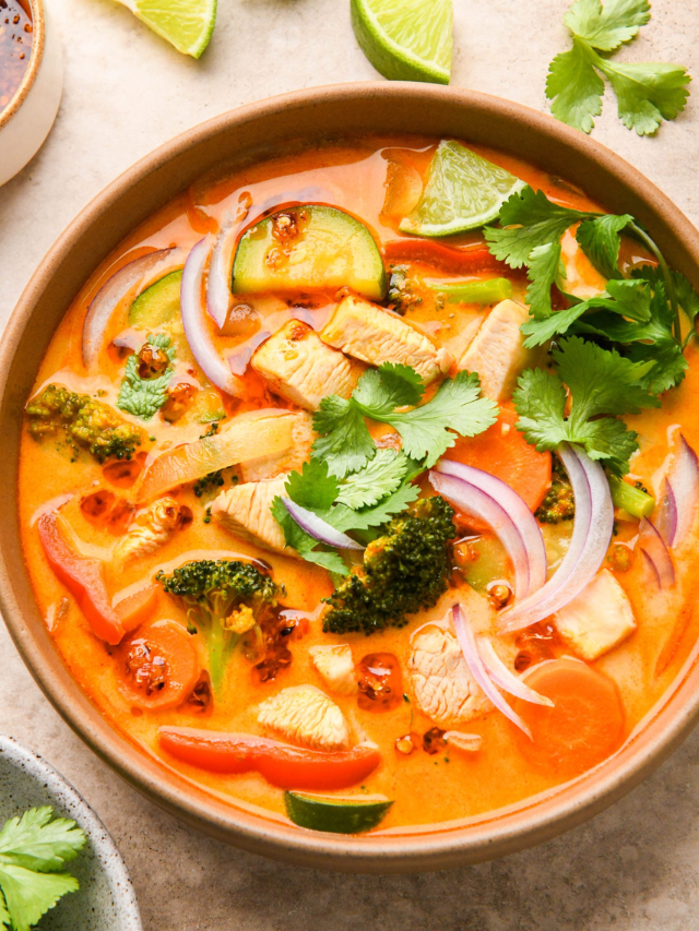 Thai Coconut Curry Chicken Soup {WHOLE30 + PALEO + GLUTEN FREE + VEGAN ...