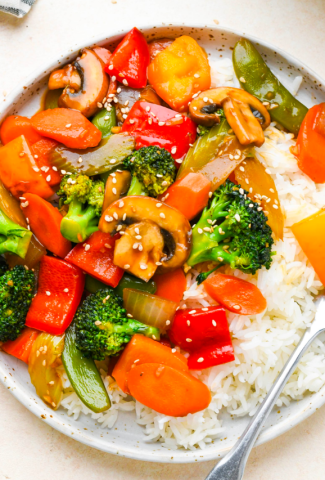 EASY STIR FRY VEGGIES {GLUTEN FREE + VEGAN + WHOLE30 + PALEO}-COVER IMAGE